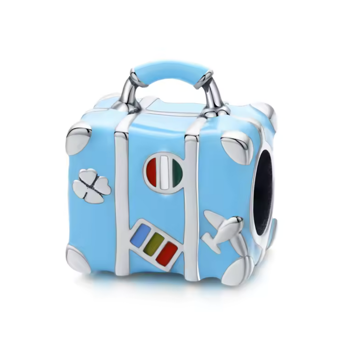 Embarquez pour l’aventure avec ce charm en forme de valise de voyage. Ce bijou vibrant, orné de détails ludiques, évoque l’excitation des nouveaux horizons, parfait pour les globe-trotters et les rêveurs.