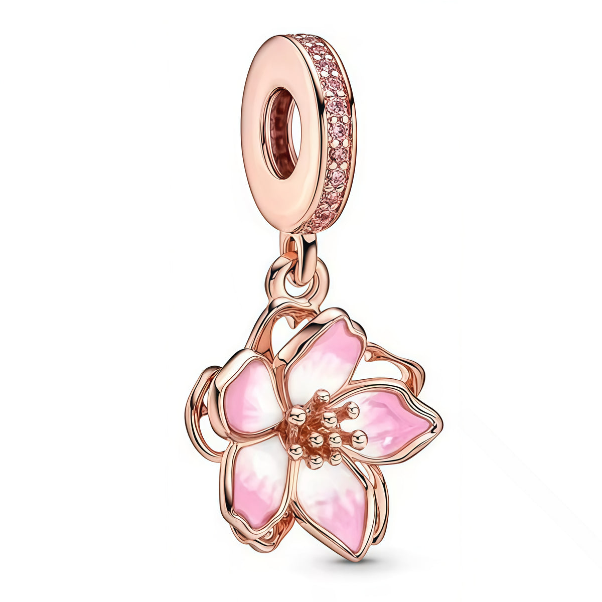 Apporte une touche délicate et lumineuse à ton bracelet avec ce charm fleur de cerisier rose et or rose. Inspiré de la beauté du printemps, ce bijou associe des pétales roses raffinés à des détails en couleur or rose pour un rendu élégant, féminin et plein de douceur. Un charm poétique et intemporel, parfait pour les amateurs de bijoux floraux.

Caractéristiques :

- Matière : Argent 925.
- Design : Fleur de cerisier en version charm, avec finitions soignées.
- Dimensions : Taille délicate et confortable à 