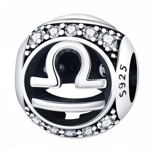 Équilibrez votre style avec ce charm rond en Argent 925, orné du signe astrologique Balance et de strass étincelants. Un bijou sophistiqué qui incarne harmonie et élégance.

Caractéristiques
– Matière : Argent 925 (S925).
– Design : Charm rond avec signe de la Balance et strass.
– Coloris : Argenté brillant avec éclat cristallin.
– Style : Astrologique, élégant et raffiné.
