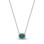 Apporte une touche d’élégance naturelle à ton style avec ce collier argenté orné d’une pierre verte lumineuse. Son design fin et raffiné met en valeur l’éclat de la pierre tout en créant un bijou chic, frais et intemporel. Facile à porter au quotidien, il ajoute une note de couleur subtile et sophistiquée à toutes les tenues.

Caractéristiques :

- Matière : Argent 925.
- Design : Pendentif argenté avec pierre verte brillante.
- Dimensions : Taille délicate et confortable à porter.
- Style : Bijou élégant, 