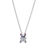 Apporte une touche à la fois mignonne et pleine de caractère à ton style avec ce collier Stitch. Inspiré de l’univers Disney, il met en valeur le célèbre personnage dans un design simple, amusant et attachant. Un bijou idéal pour les fans de Lilo et Stitch qui veulent porter un accessoire original au quotidien.

Caractéristiques :

- Matière : Argent 925.
- Design : Stitch avec finitions soignées.
- Dimensions : Taille délicate et confortable à porter.
- Style : Bijou Disney, raffiné et original.
- Symboliq