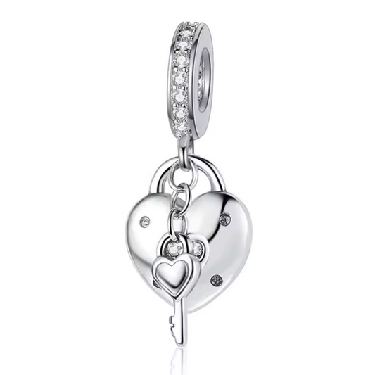 Charm Cadenas Cœur et Clé – Symbole d’Amour et de Confiance