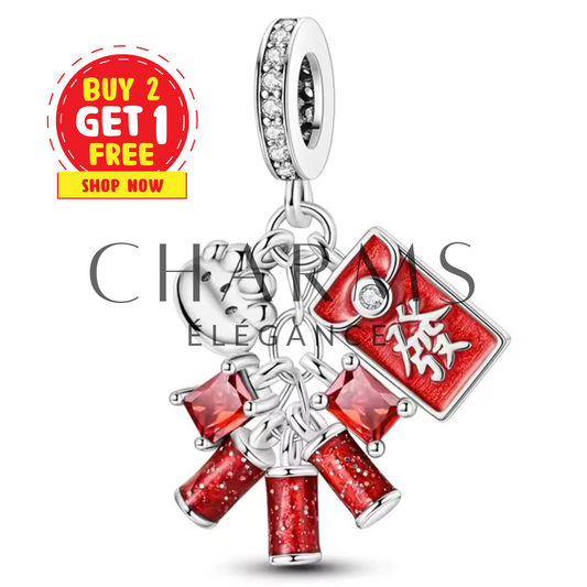 Charm Rouge et Argent avec Motifs Festifs