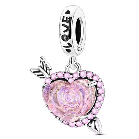 Rosa Herz- und Pfeil-Charm – Liebe aufs Ziel