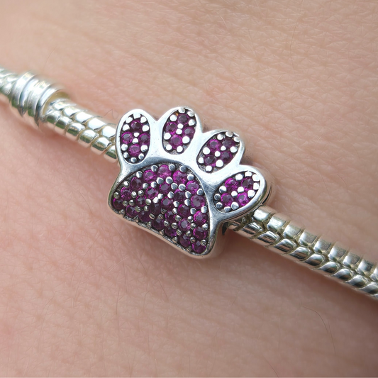 Charm - Patte de Chien Argentée Cristaux Roses