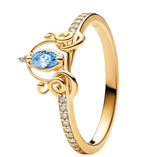 Cinderella Carriage Gold Ring – Golden Magic and Royal Elegance
