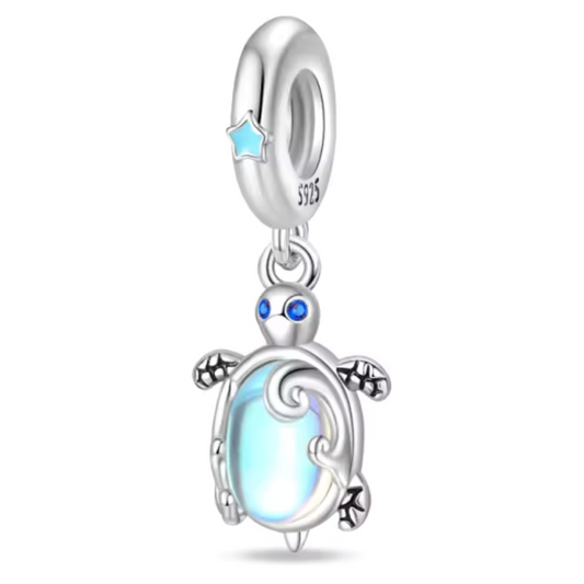 Silver Sea Turtle Charm – Ocean Serenity and Wisdom