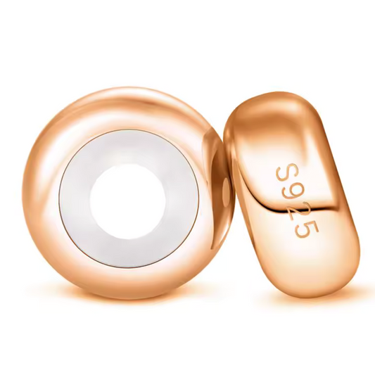 Roségoldener Spacer-Charm – Sanftheit und Eleganz