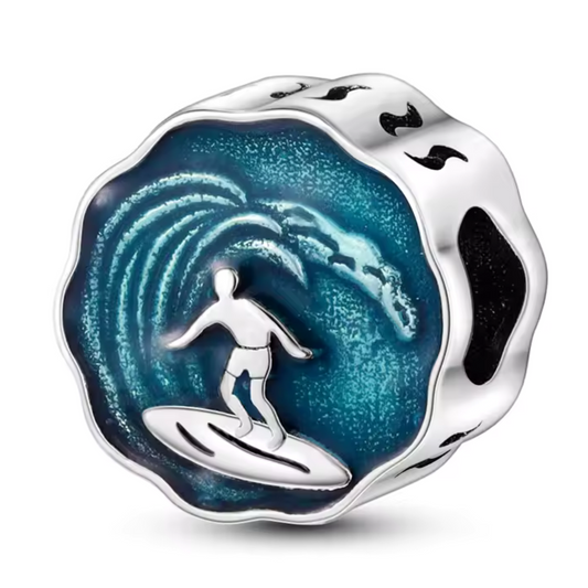 Runder Charm mit Surfer