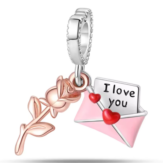 Charm Rose avec une Lettre d’Amour