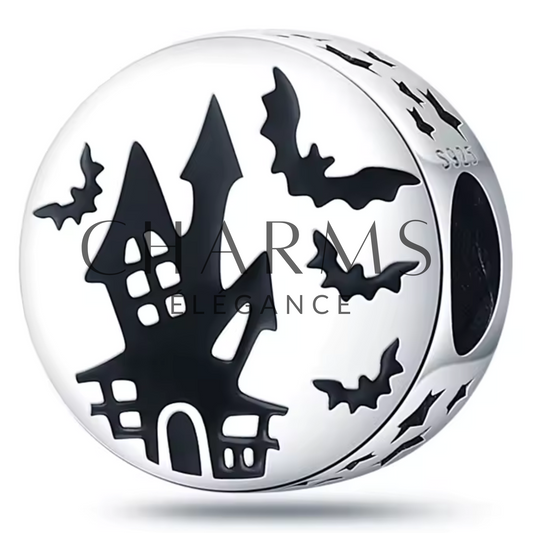 Charm Château Hanté – Symbole de Mystère et d’Aventure