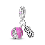Charm double pendentif basket-ball rose et numéro 8 en Argent 925, idéal pour les fans de basket ou pour symboliser un joueur au numéro fétiche. Son design brillant et coloré s’accorde parfaitement avec les bracelets type Pandora, porté seul comme clin d’œil sportif ou associé à d’autres charms thématiques.

