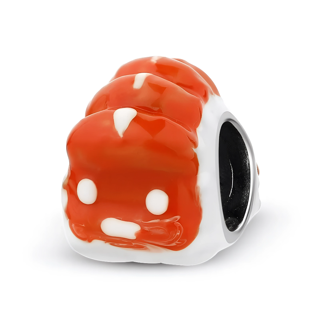 Charm nigiri crevette en Argent 925 émaillé, parfait pour les fans de sushi, de culture japonaise ou de bijoux fun et décalés. Sa forme compacte de perle traversante s’enfile facilement sur un bracelet type Pandora et apporte une touche gourmande et colorée à toute composition.